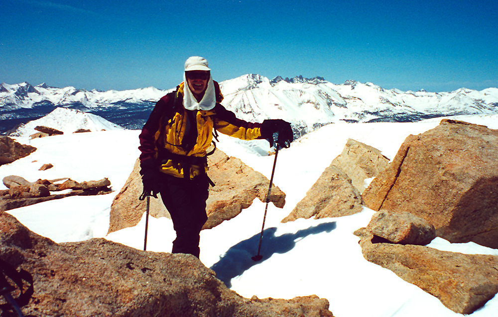 Mark skiing on the summit