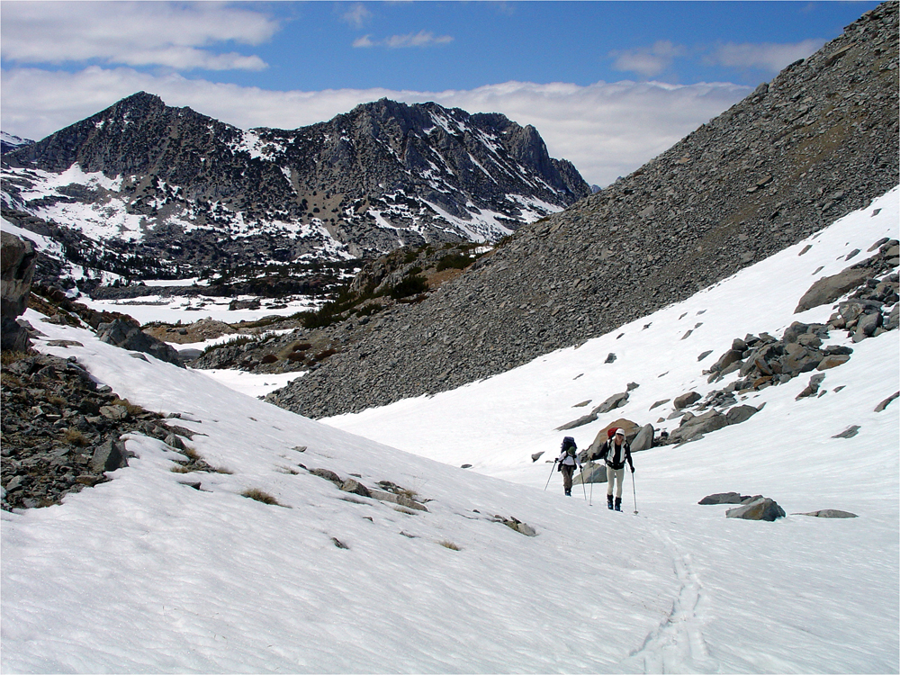 Skiers near Bishop Pass