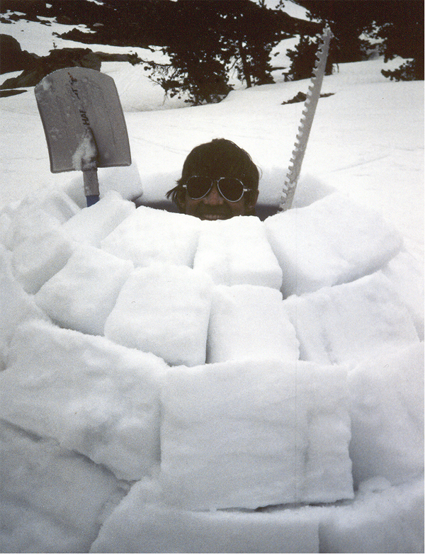 Finishing the igloo